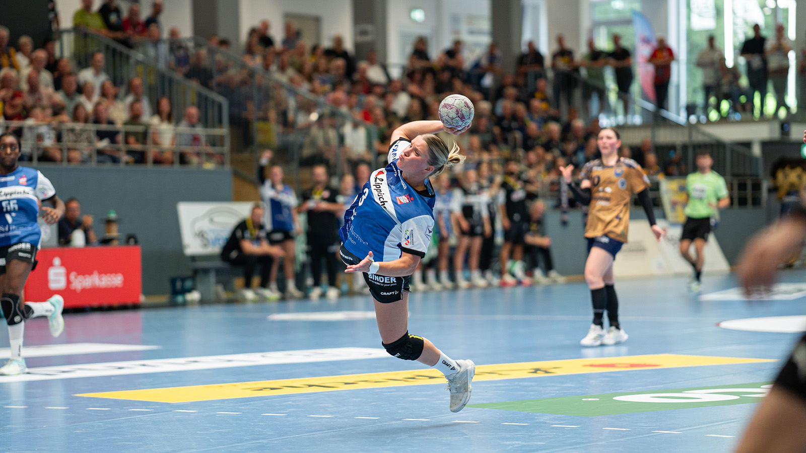 Laura Rüffieux verlängert bei der HSG Blomberg-Lippe und übernimmt neue Aufgabe